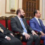 الرئيس الشرع يزور الكنيسة المريمية بدمشق القديمة ويلتقي البطريرك يوحنا العاشر الرئيس الشرع يزور الكنيسة المريمية بدمشق القديمة ويلتقي البطريرك يوحنا العاشر