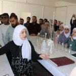 كلية الهندسة البتروكيميائية تنفذ رحلة علمية إلى محطة تصفية المياه في بلدة عياش