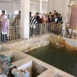 كلية الهندسة البتروكيميائية تنفذ رحلة علمية إلى محطة تصفية المياه في بلدة عياش